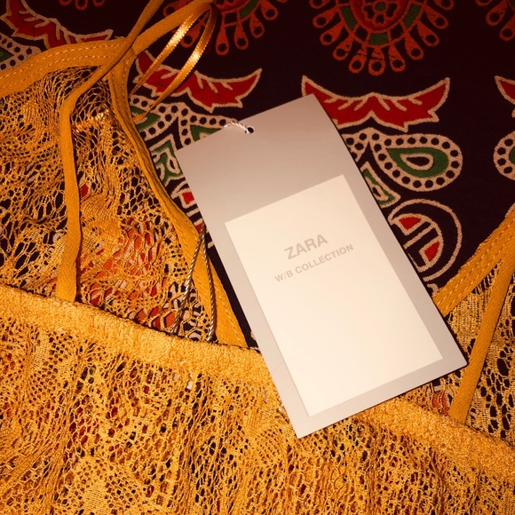 LACE TOP - Picture 3 of 4